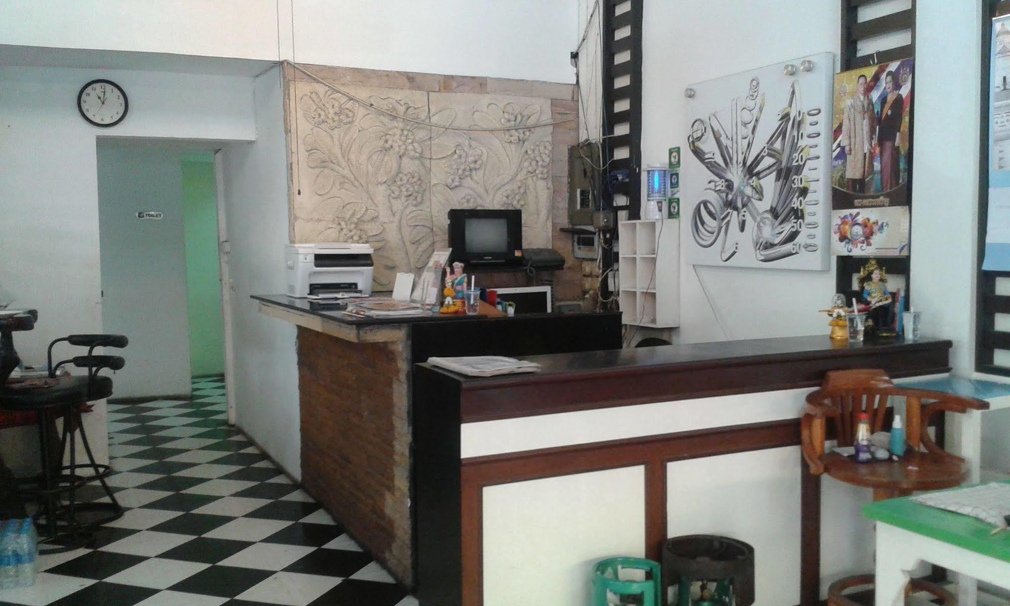 Baan Dok Mai Apartment Pattaya Exterior photo