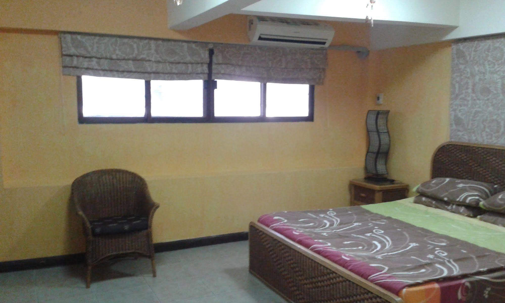Baan Dok Mai Apartment Pattaya Exterior photo
